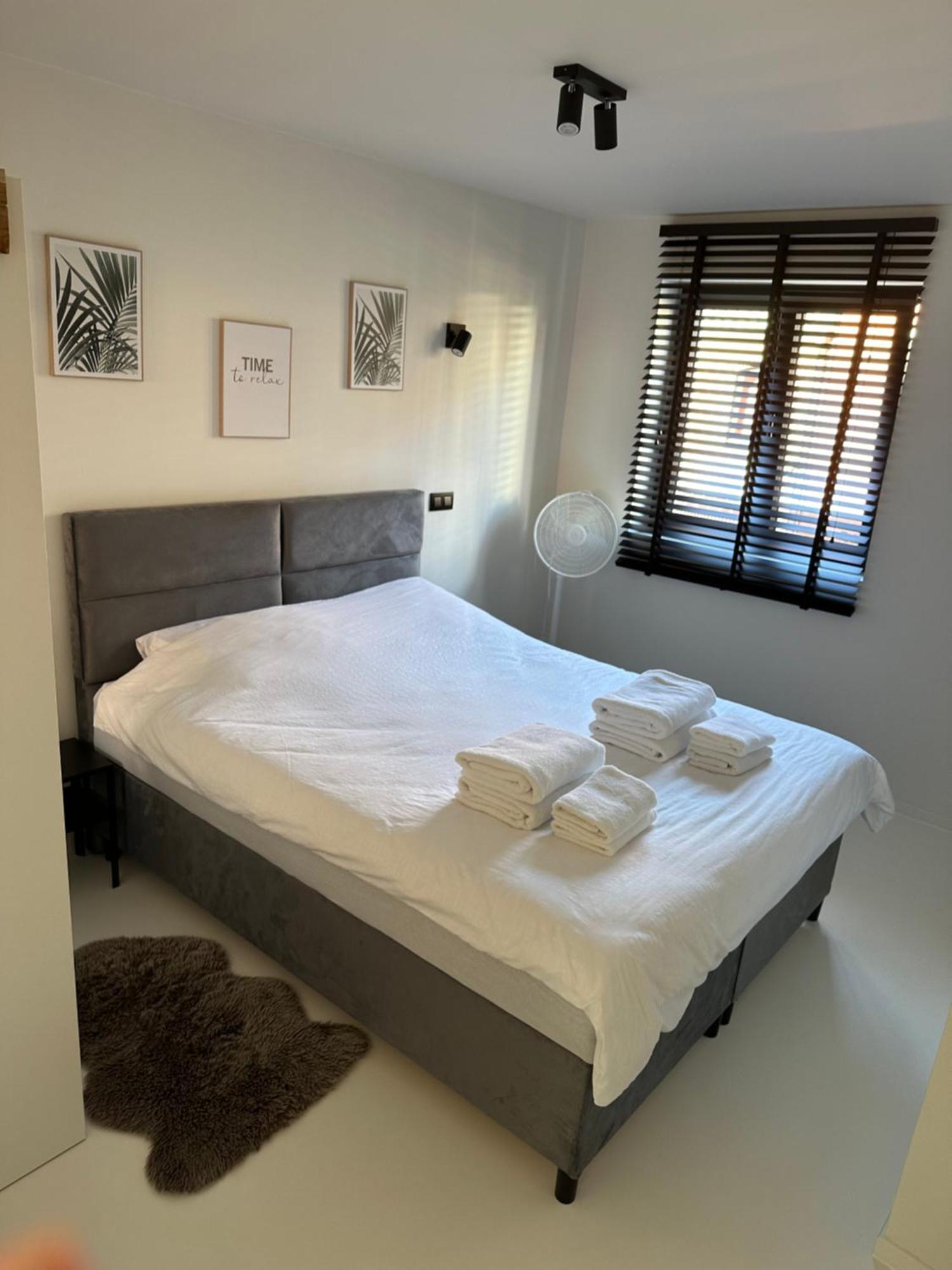 Antwerp West Side, Terrace Apartment Zwijndrecht Екстериор снимка